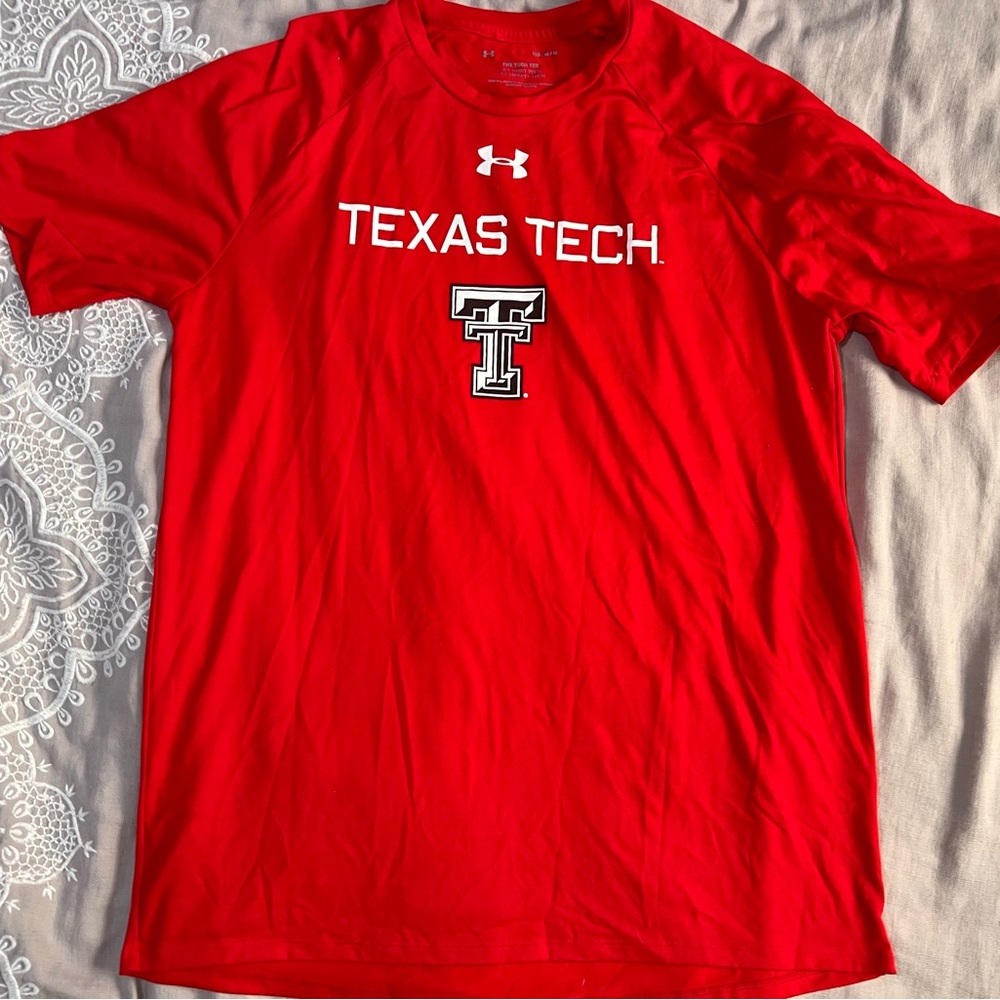 Under Armour fitted Red Texas Tech Tee